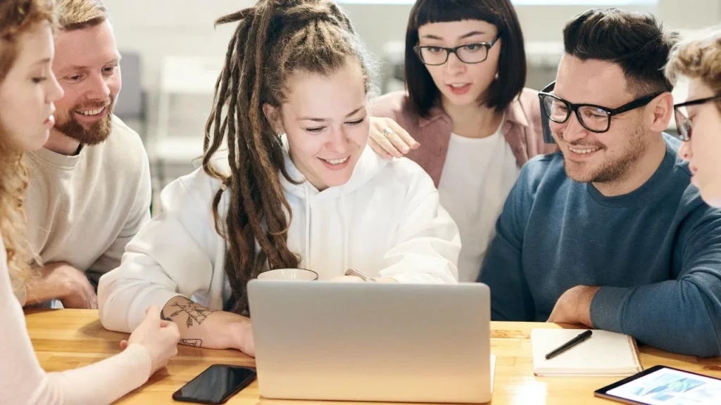 How Pedrovazpaulo Helps Professionals Achieve Leadership Excellence How Pedrovazpaulo Helps Professionals Achieve Leadership Excellence